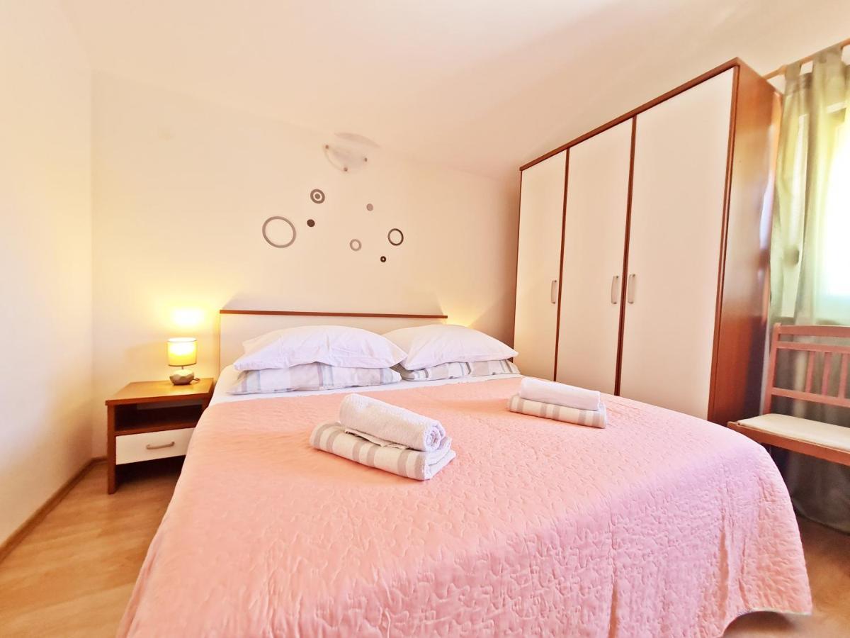 Rooms And Apartments Porat Stobreč المظهر الخارجي الصورة