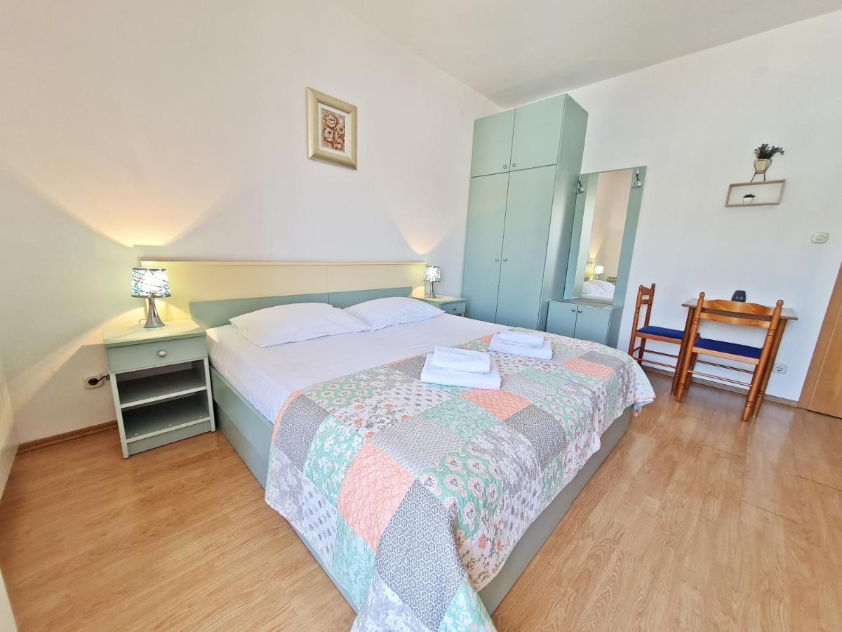 Rooms And Apartments Porat Stobreč المظهر الخارجي الصورة
