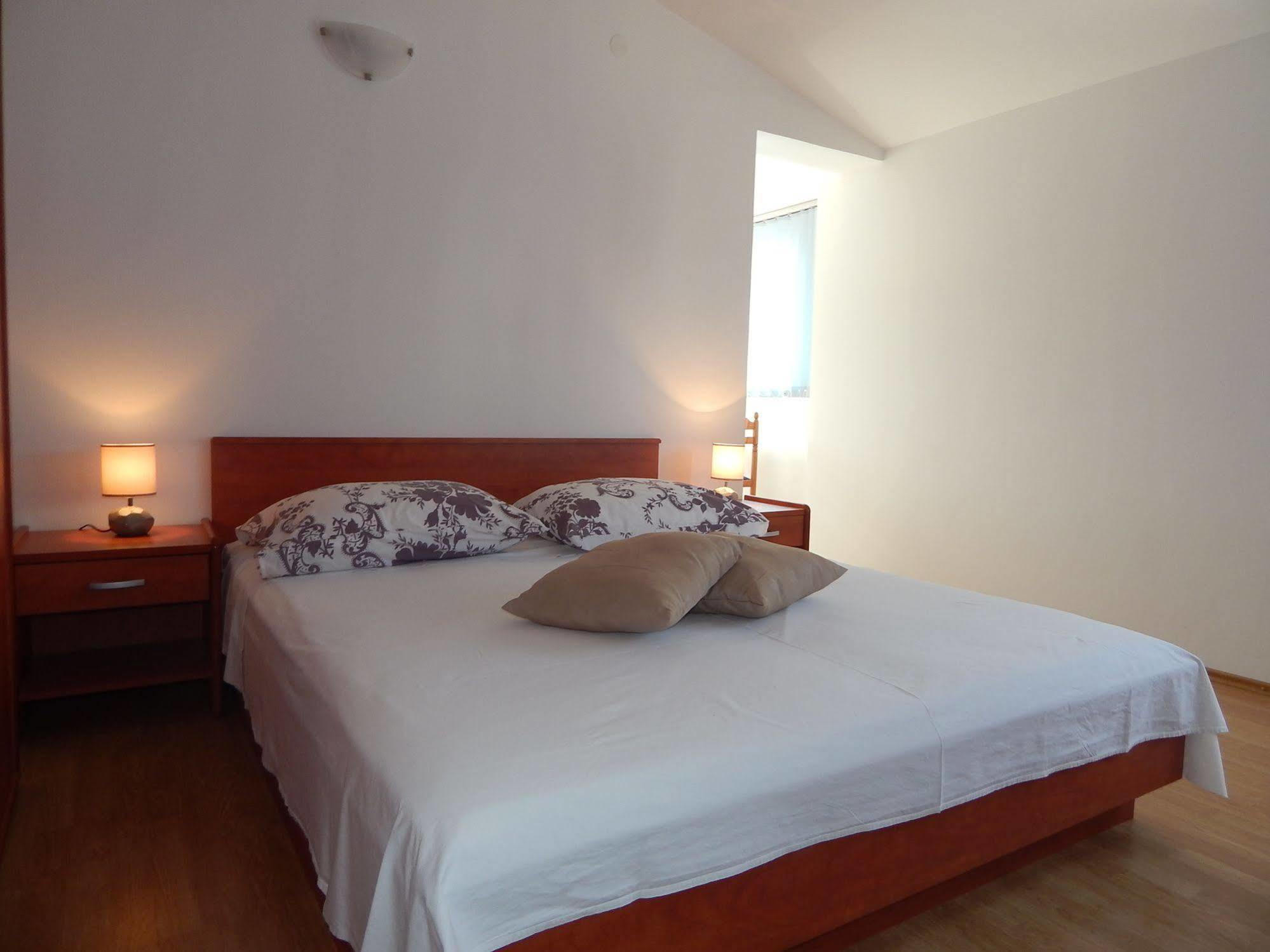 Rooms And Apartments Porat Stobreč المظهر الخارجي الصورة